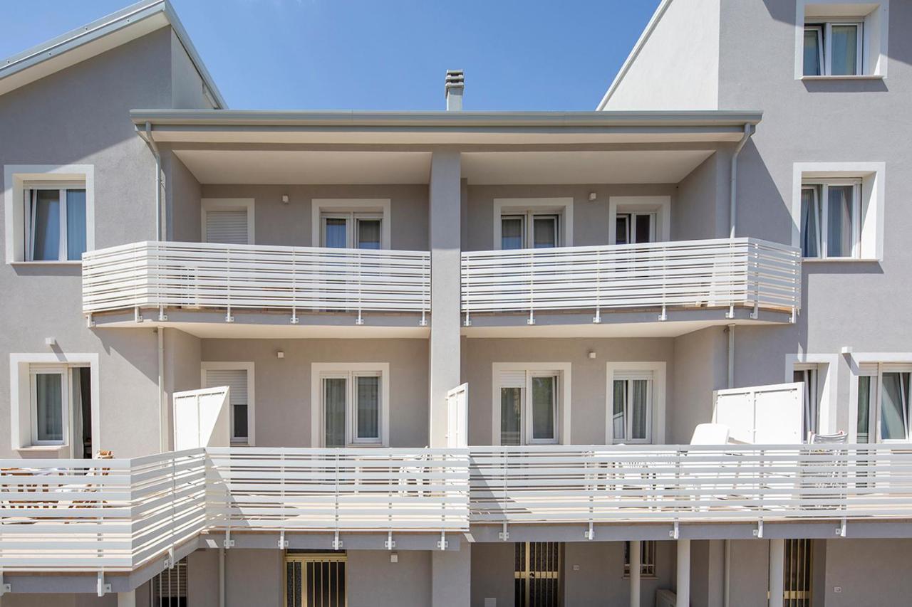Appartamenti Villa Miramare Rimini Extérieur photo